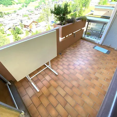 Laerchenwald 1803 Leukerbad